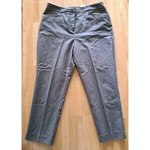 Chicos Fabulously Slimming Capri Pants 1 (Size 8) Slim Leg Crop Khaki NWT